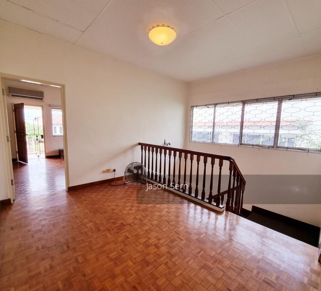 Pasir Ris Beach Park (D18), Terrace #318078451